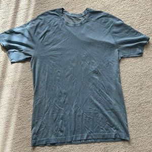 Men’s Lululemon Short Sleeve